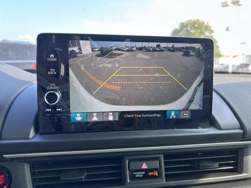 New 2025 Honda Pilot Touring image 25