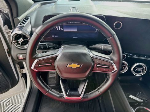 Used 2024 Chevrolet Blazer EV LT AWD/4WD image 15