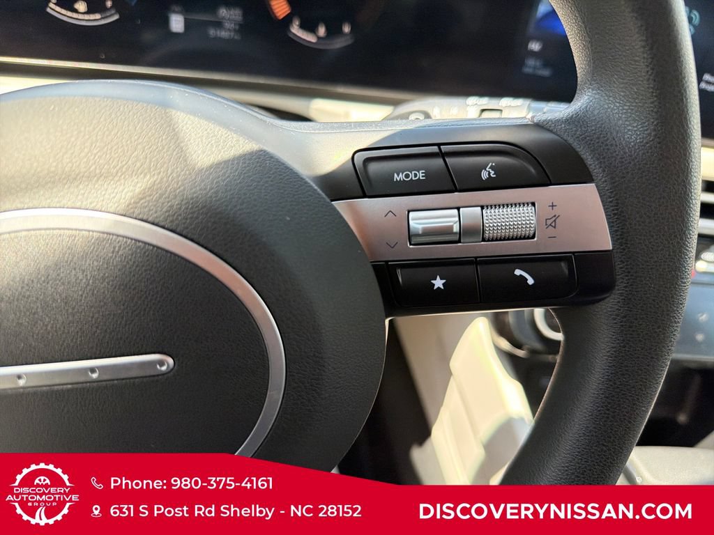 Used 2025 Hyundai Tucson SEL FWD image 21