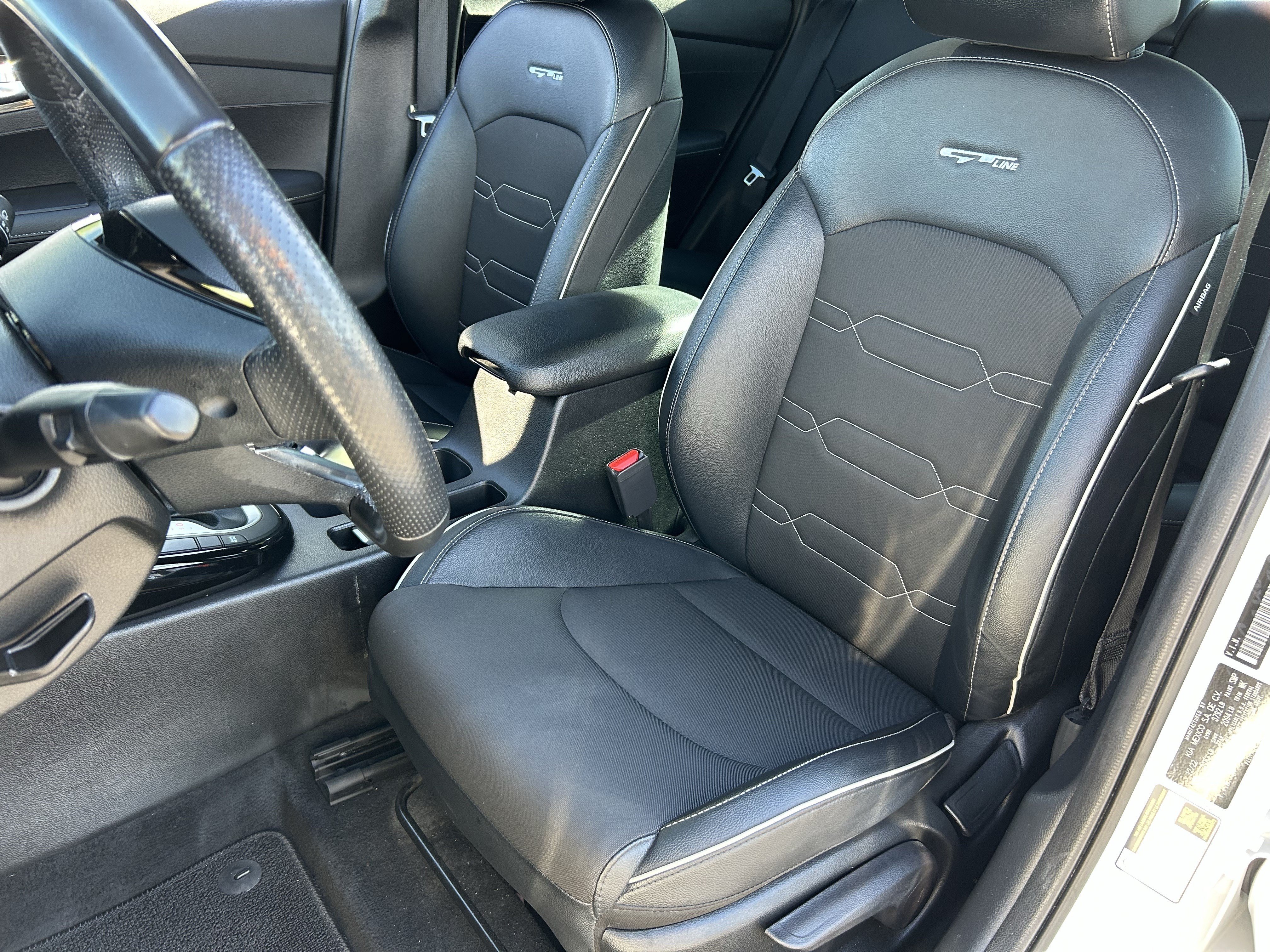 Used 2023 Kia Forte GT-Line w/ GT-Line Premium Package FWD image 18