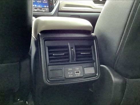 Certified 2026 Subaru Forester Premium image 39