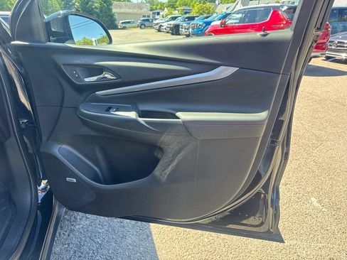 Used 2023 Chevrolet Bolt EUV Premier w/ Sun & Sound Package FWD image 48