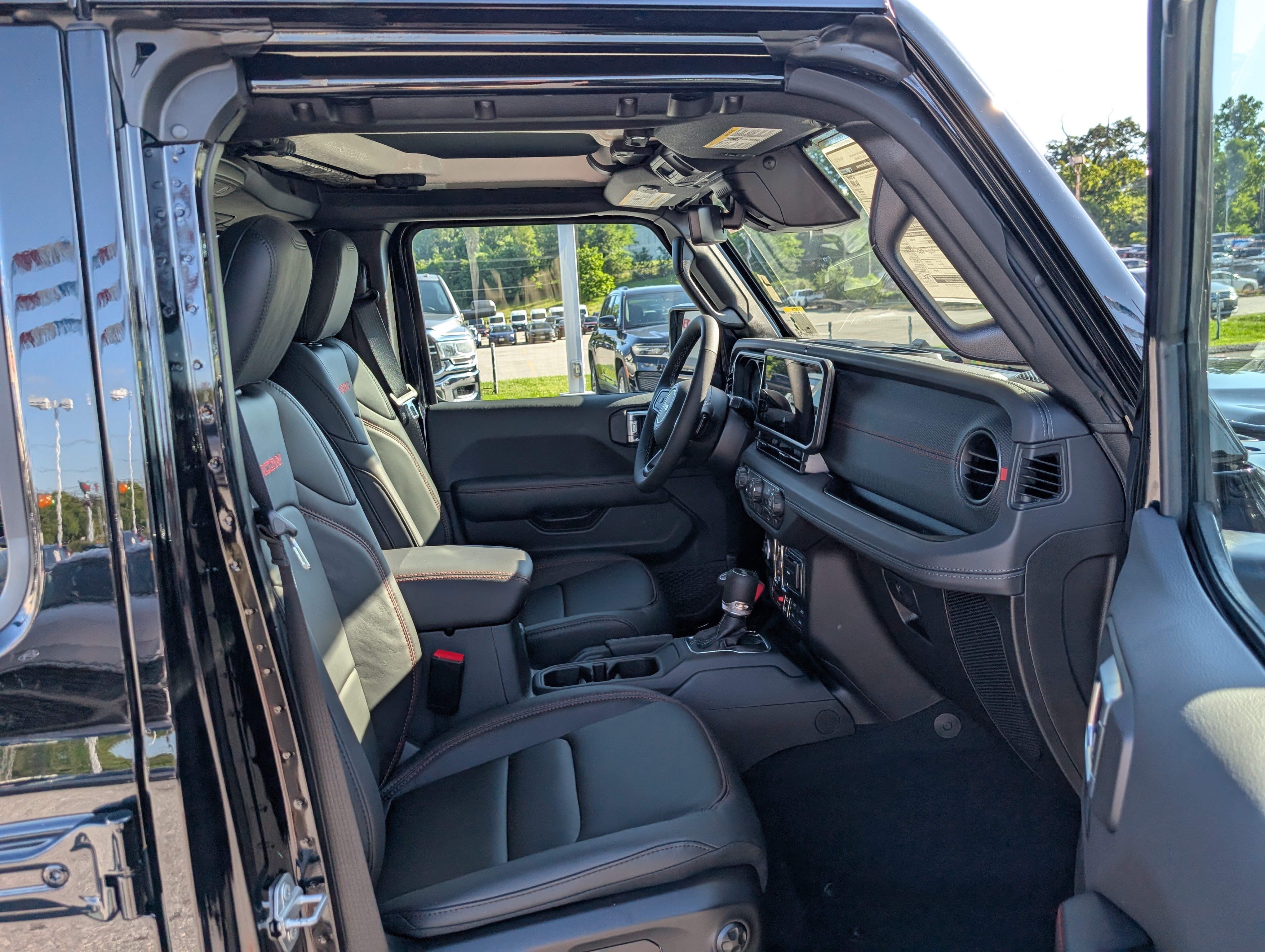 New 2026 Jeep Wrangler Unlimited Rubicon AWD/4WD image 10