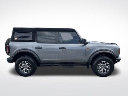 Certified 2024 Ford Bronco Badlands AWD/4WD image 11