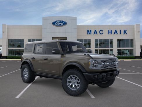 New 2025 Ford Bronco Badlands AWD/4WD image 7