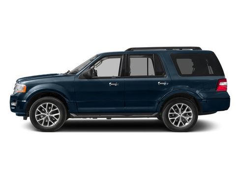 Used 2017 Ford Expedition XLT AWD/4WD image 3