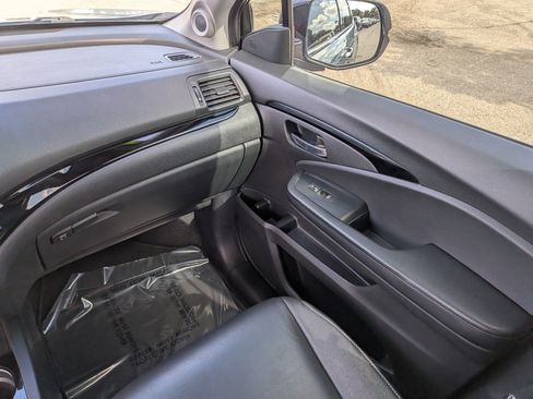 Used 2022 Honda Pilot Touring image 21