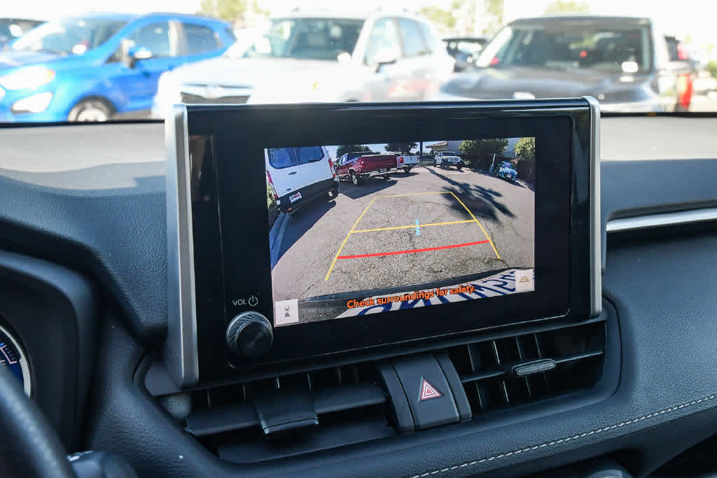 Certified 2024 Toyota RAV4 LE AWD/4WD image 20