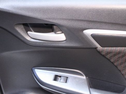 Used 2018 Honda Fit Sport image 13