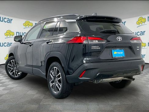 Used 2026 Toyota Corolla Cross XLE w/ Convenience Package image 4