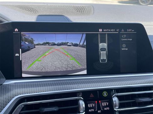 Used 2022 BMW X6 xDrive40i w/ Executive Package image 25