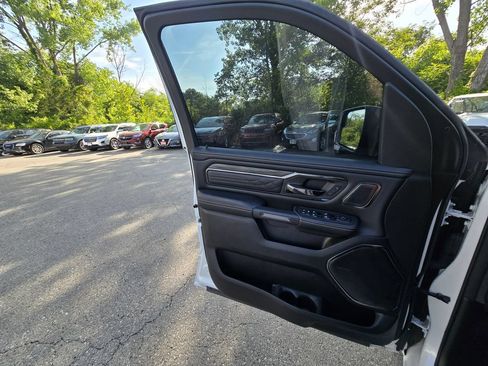 Used 2025 RAM 1500 Limited AWD/4WD image 20
