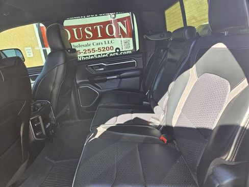 Used 2024 RAM 1500 Laramie image 10