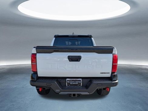 Used 2025 Toyota Tacoma TRD Pro AWD/4WD image 3