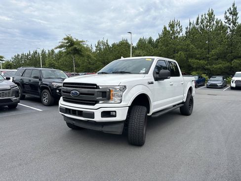 Used 2018 Ford F150 XLT w/ Equipment Group 302A Luxury RWD image 2