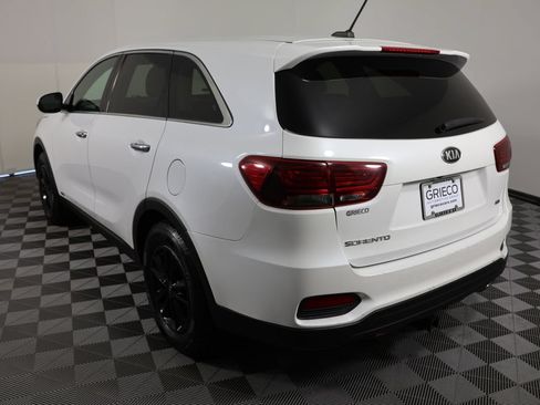 Used 2019 Kia Sorento AWD image 6