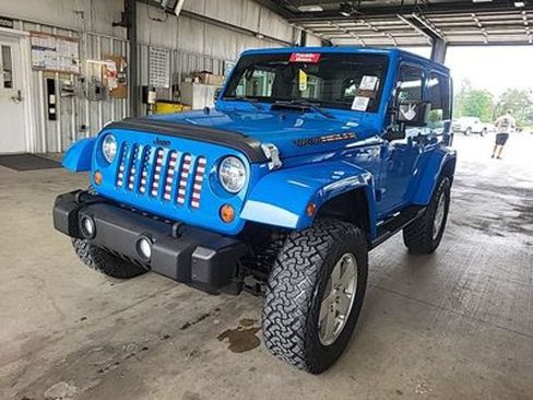 Used 2011 Jeep Wrangler Sahara w/ Trailer Tow Group AWD/4WD image 1
