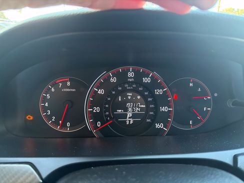 Used 2017 Honda Accord Sport image 2