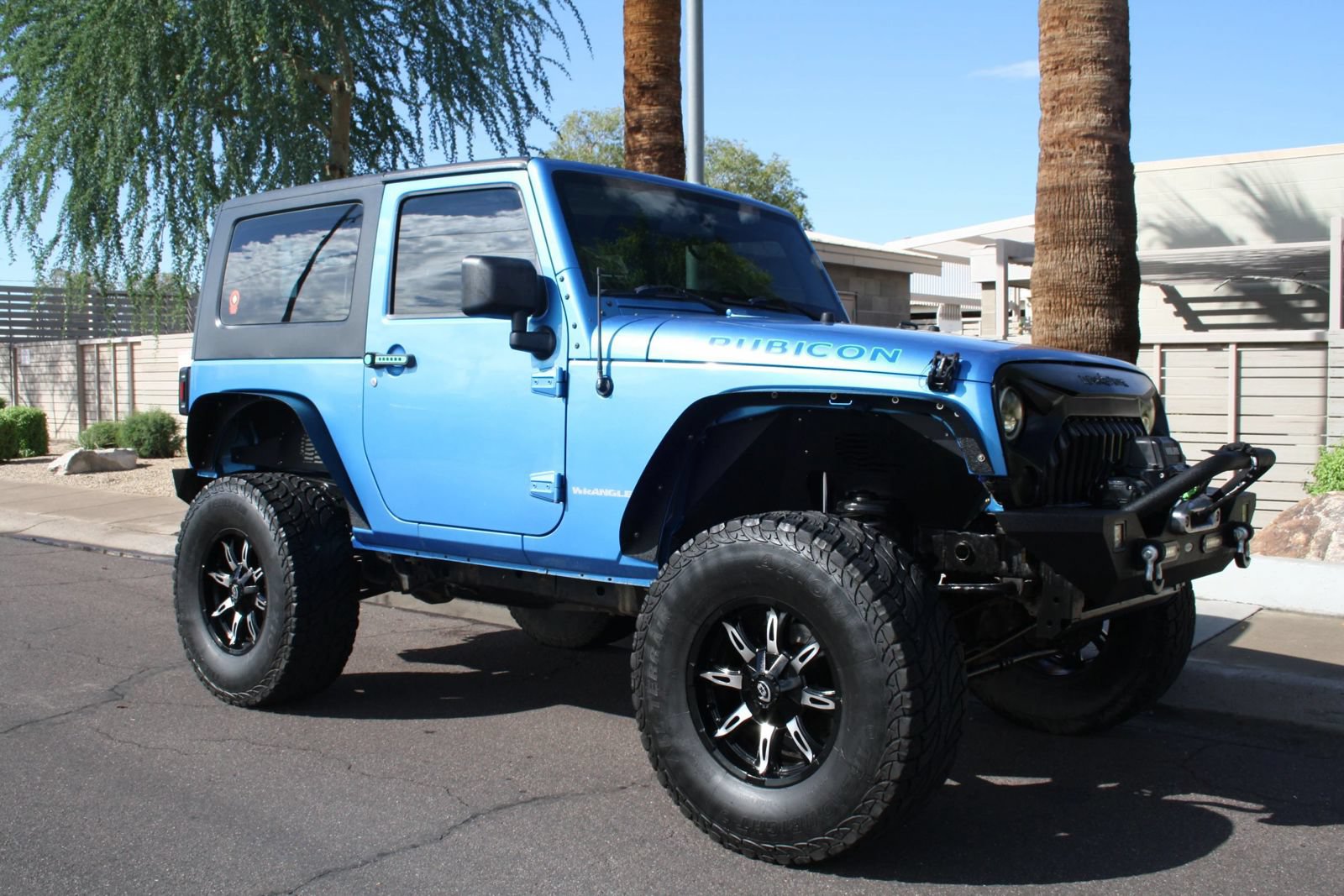 Used 2010 Jeep Wrangler Rubicon w/ Trailer Tow Group AWD/4WD image 2