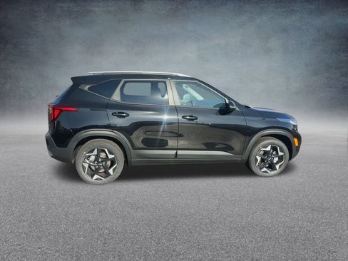 Used 2026 Kia Seltos S image 24