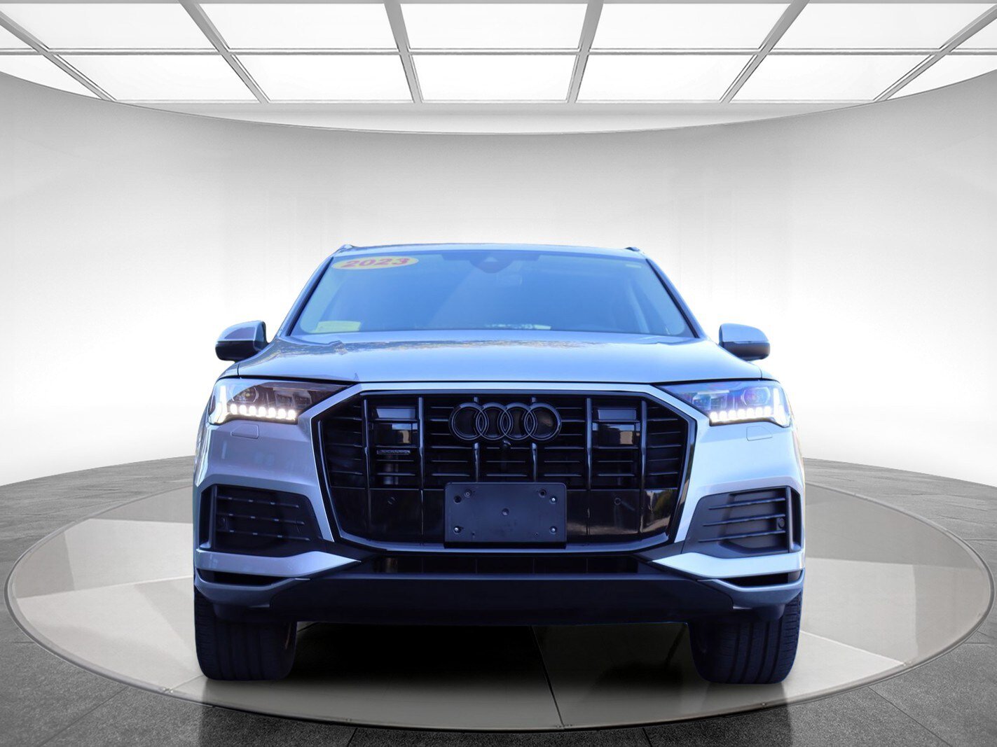 Used 2023 Audi Q7 2.0T Premium Plus w/ Premium Plus Package AWD/4WD image 2