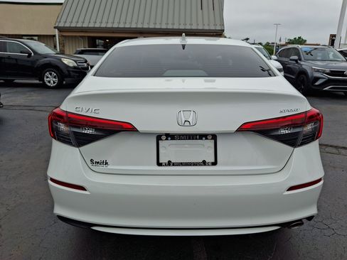 Used 2023 Honda Civic Sport image 5