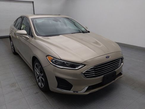 Used 2019 Ford Fusion SEL image 13