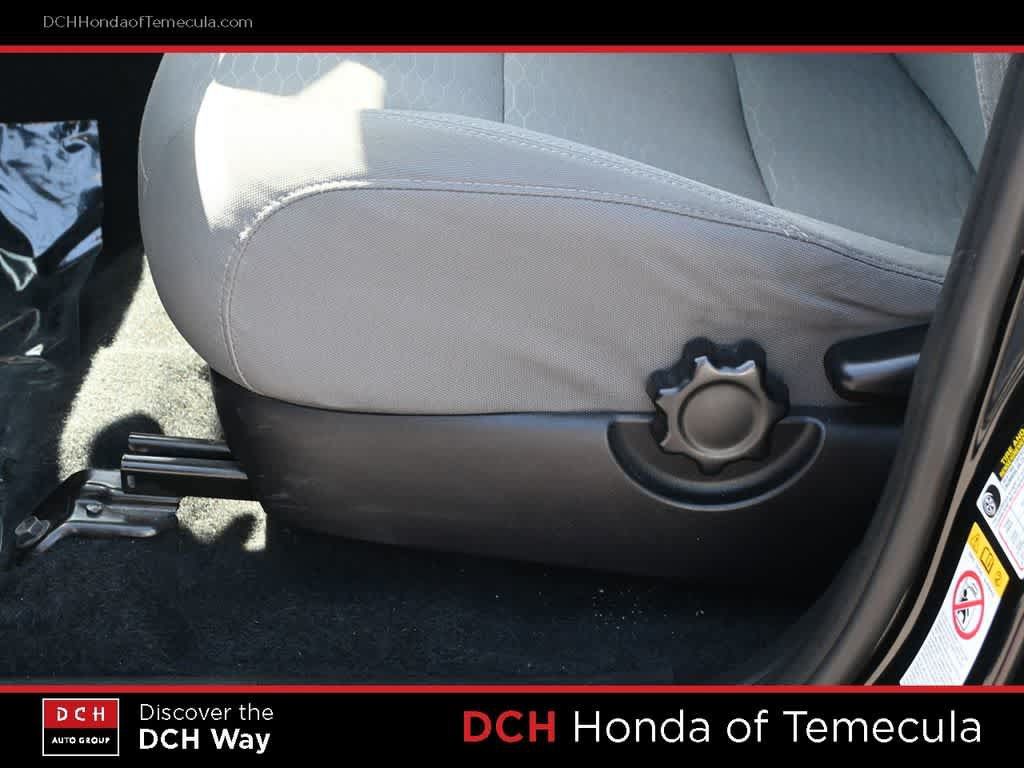 Used 2019 Toyota Tacoma SR5 RWD image 16