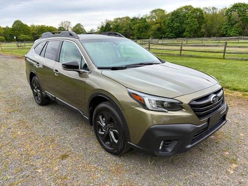 Used 2021 Subaru Outback Onyx Edition XT w/ Popular Package #2 AWD/4WD image 3