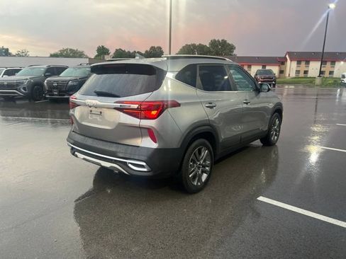 Certified 2023 Kia Seltos S w/ Navigation Package AWD/4WD image 8