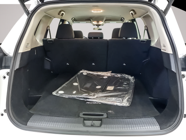 Used 2024 Nissan Rogue SV AWD/4WD image 22