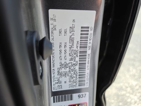 Used 2017 Toyota Tacoma SR5 w/ Tow Package RWD image 39