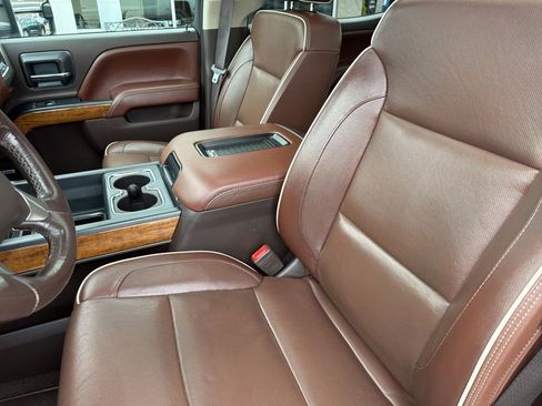 Used 2017 Chevrolet Silverado 3500 High Country w/ Duramax Plus Package image 10