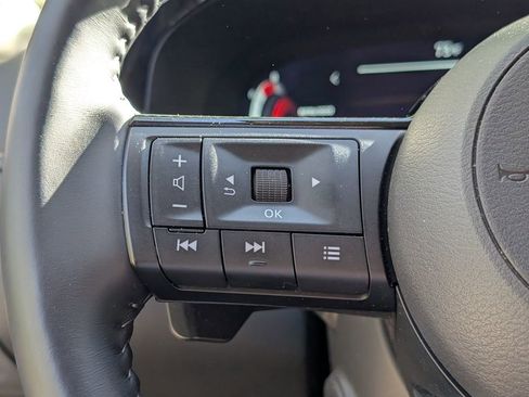 Used 2025 Nissan Pathfinder Platinum w/ Cargo Package image 29