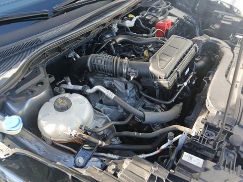 Used 2025 Ford Escape ST-Line image 47