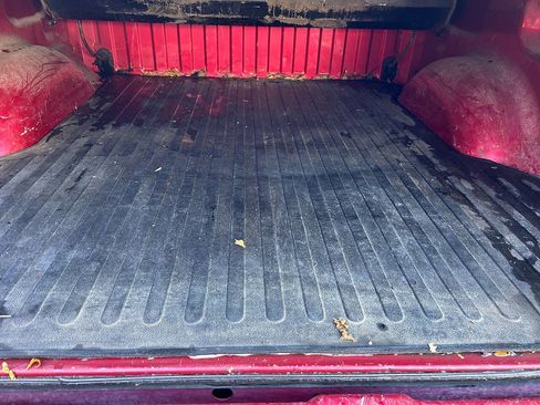 Used 2012 Ford F150 XLT w/ XLT Chrome Pkg image 10