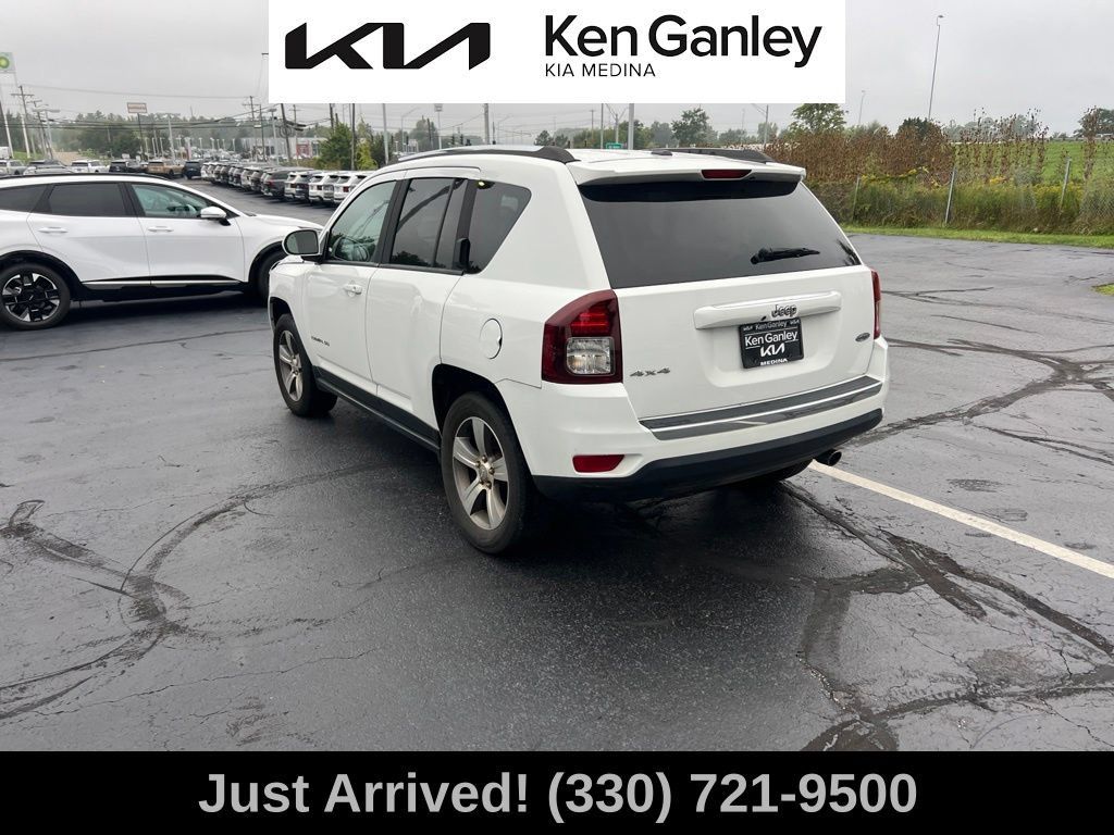 Used 2016 Jeep Compass High Altitude AWD/4WD image 7