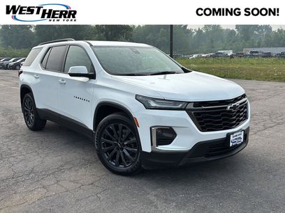 Used 2022 Chevrolet Traverse RS w/ LPO, Floor Liner Package