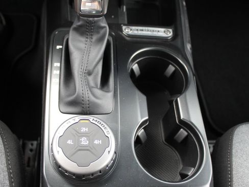 New 2025 Ford Bronco 4-Door image 25