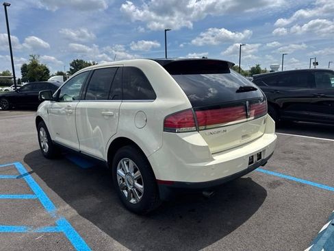 Used 2008 Lincoln MKX AWD image 13
