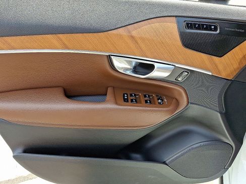 Used 2024 Volvo XC90 B6 Plus w/ Protection Package image 13