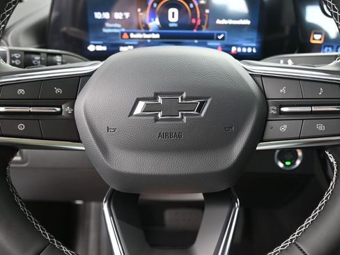 New 2026 Chevrolet Traverse Z71 w/ Driver Confidence Package image 29