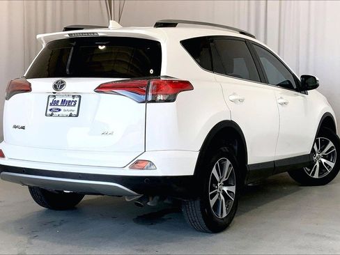 Used 2017 Toyota RAV4 XLE image 13