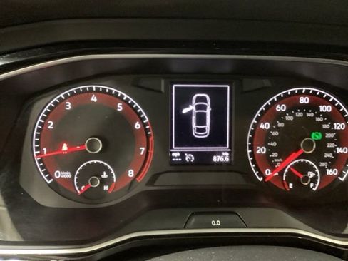 Used 2019 Volkswagen Jetta SE image 9