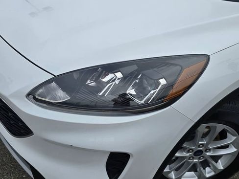 Used 2022 Ford Escape SE w/ Convenience Package image 29
