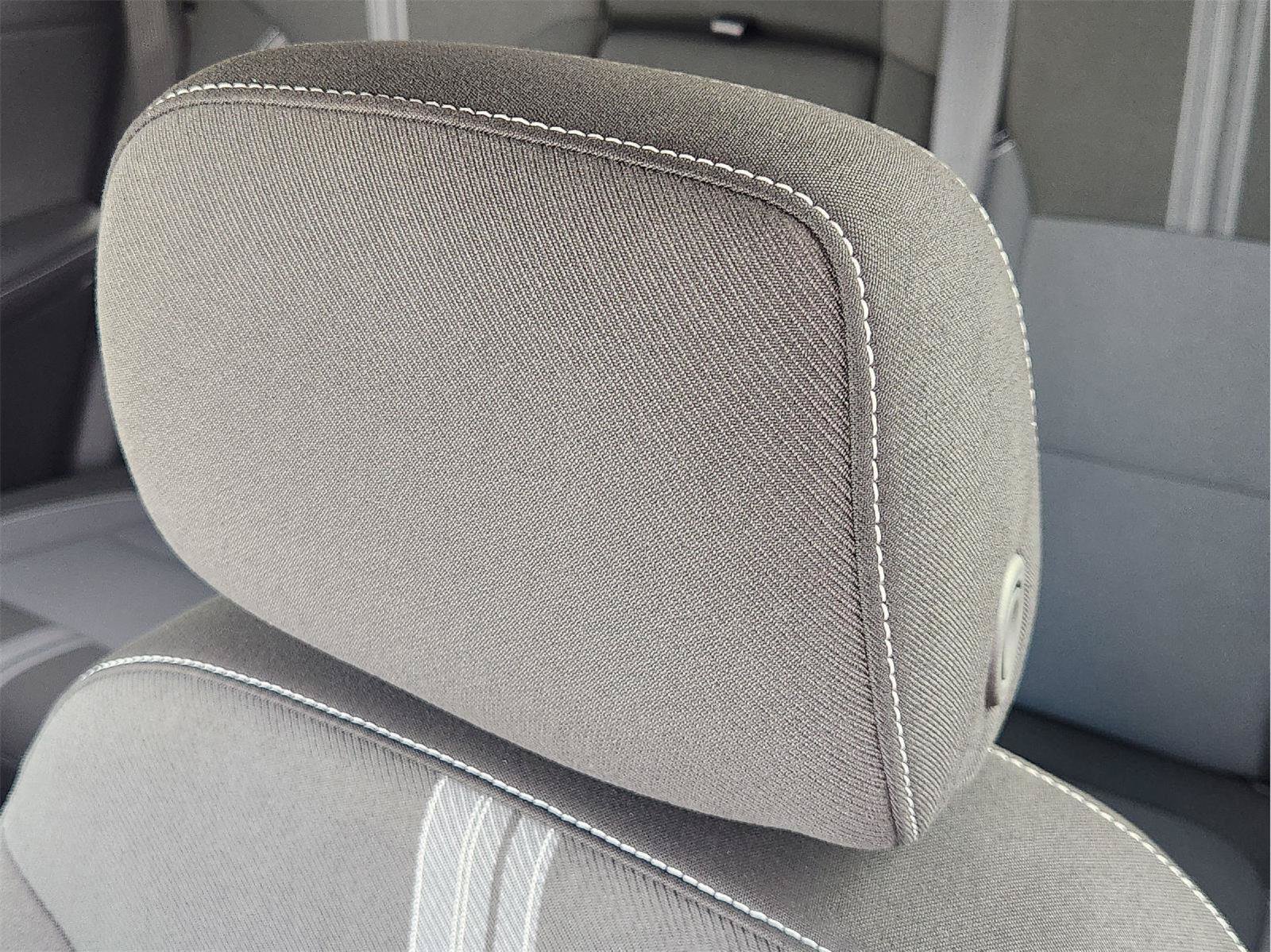 Used 2026 Chevrolet Blazer LT FWD image 15