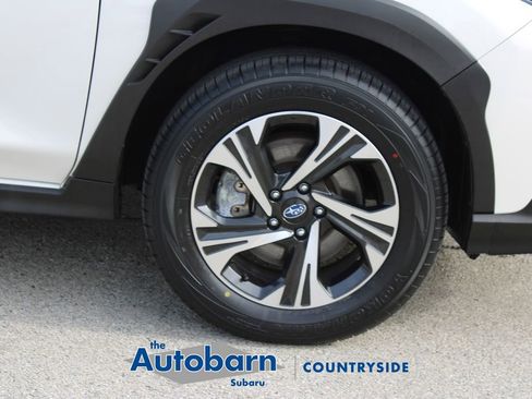 Certified 2024 Subaru Crosstrek 2.0i Premium w/ Crosstrek Mirror Package AWD/4WD image 31