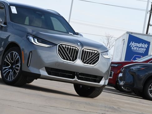 New 2026 BMW X3 xDrive30 w/ Premium Package image 5