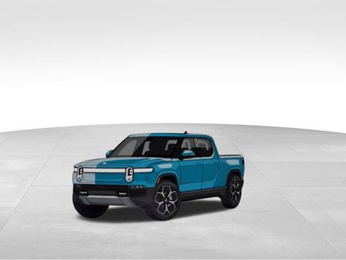 Used 2023 Rivian R1T Adventure image 9