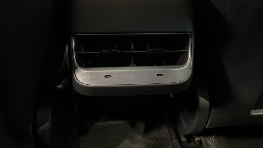Used 2023 Tesla Model 3 Standard Range RWD image 17